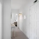 Διαμέρισμα Light And Cozy *