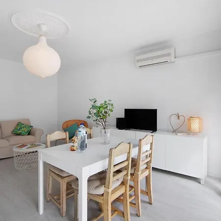 Light And Cozy * Ταβίρα