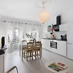 Apartment Light And Cozy