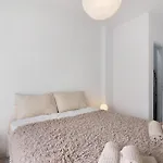 דירה Light And Cozy