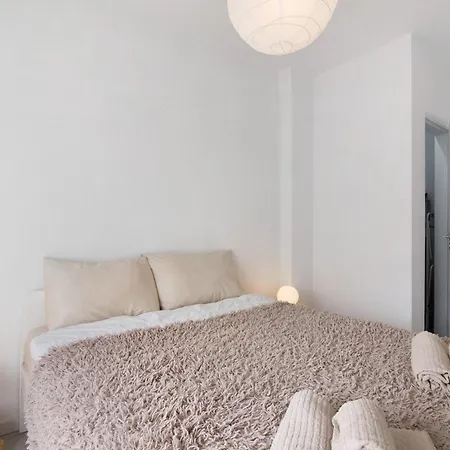 Apartment Light And Cozy